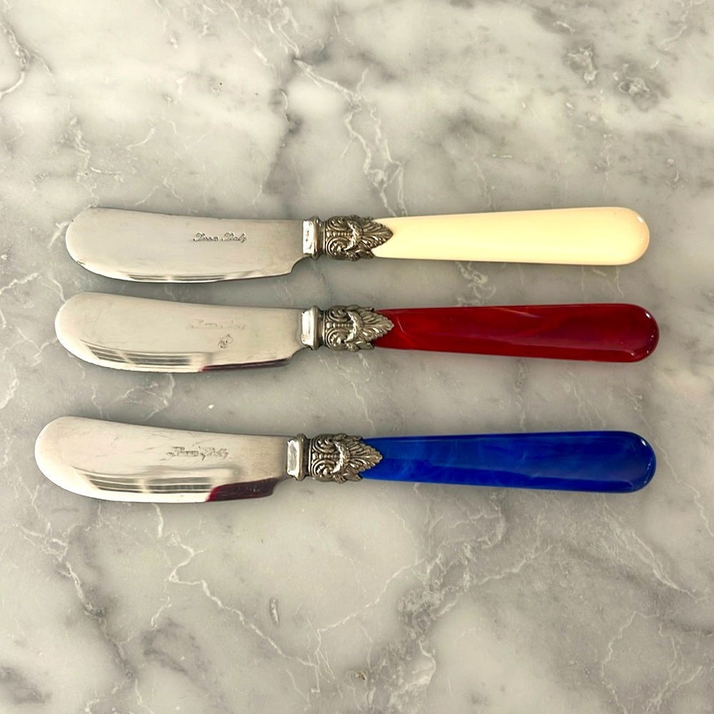 Set - 3 “Napoleon”Stainless Steel & Acrylic Butter Spreaders from Neiman Marcus